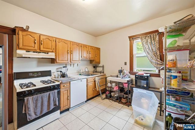 948 Van Houten Avenue, Clifton, NJ 07013