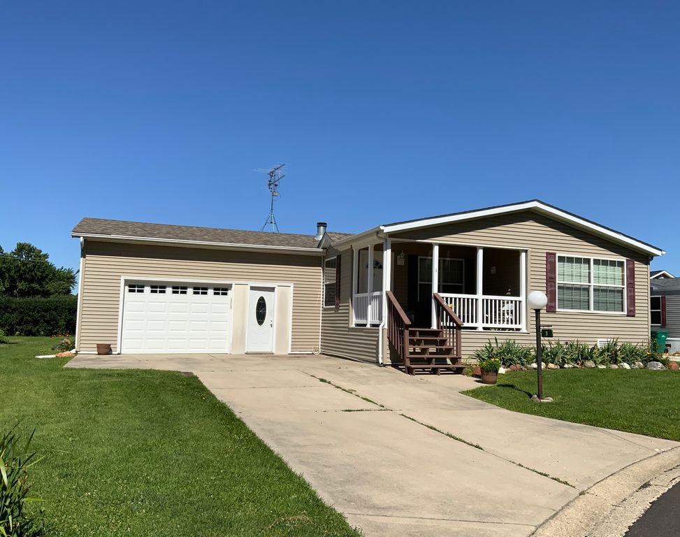 3 Maple Lane, Sandwich, IL 60548