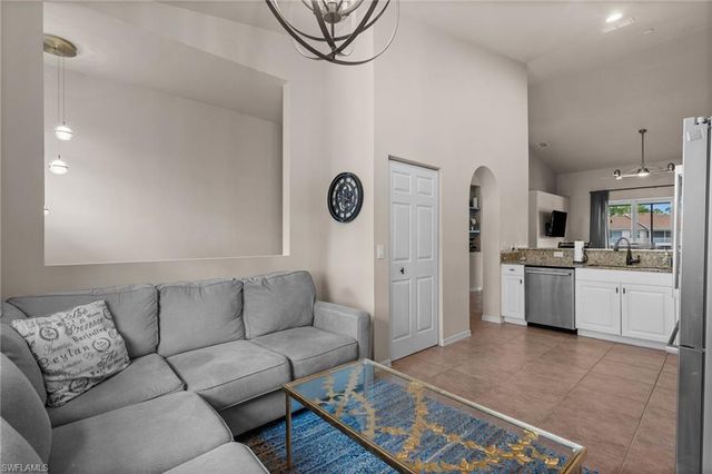 6295 Wilshire Pines CIR 607, Naples, FL 34109