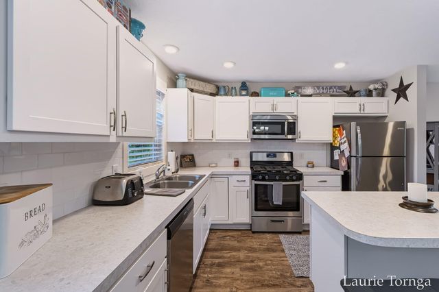 1893 Pineridge Drive, Rutland Twp, MI 49058