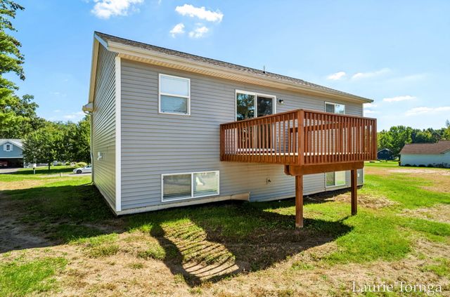 1893 Pineridge Drive, Rutland Twp, MI 49058
