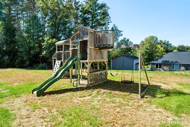 1893 Pineridge Drive, Rutland Twp, MI 49058