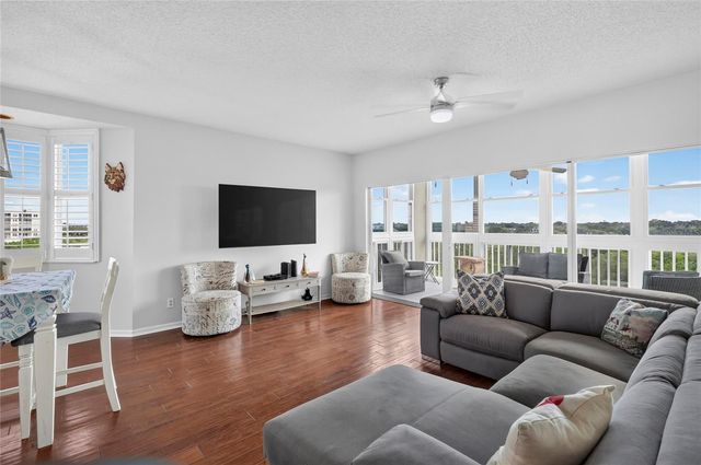 6251 SHORELINE DRIVE 2301, Seminole, FL 33708