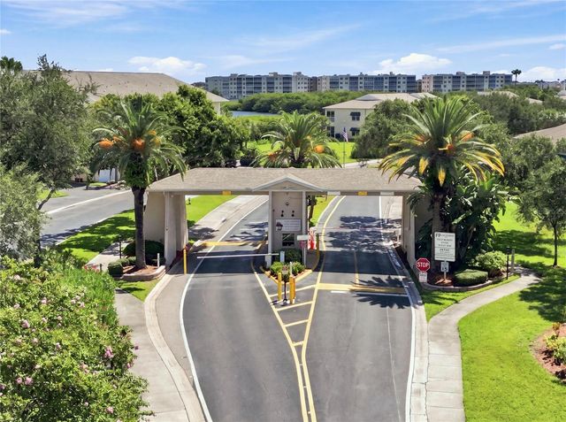 6251 SHORELINE DRIVE 2301, Seminole, FL 33708
