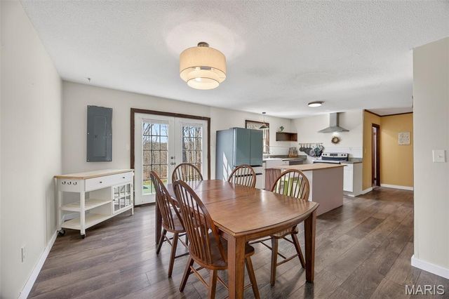 21944 Buford Lane, Waynesville, MO 65583