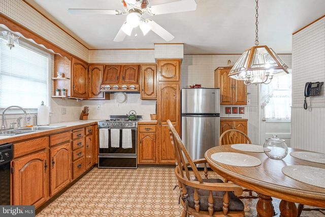 1651 CHARTER OAK AVE, Blackwood, NJ 08012