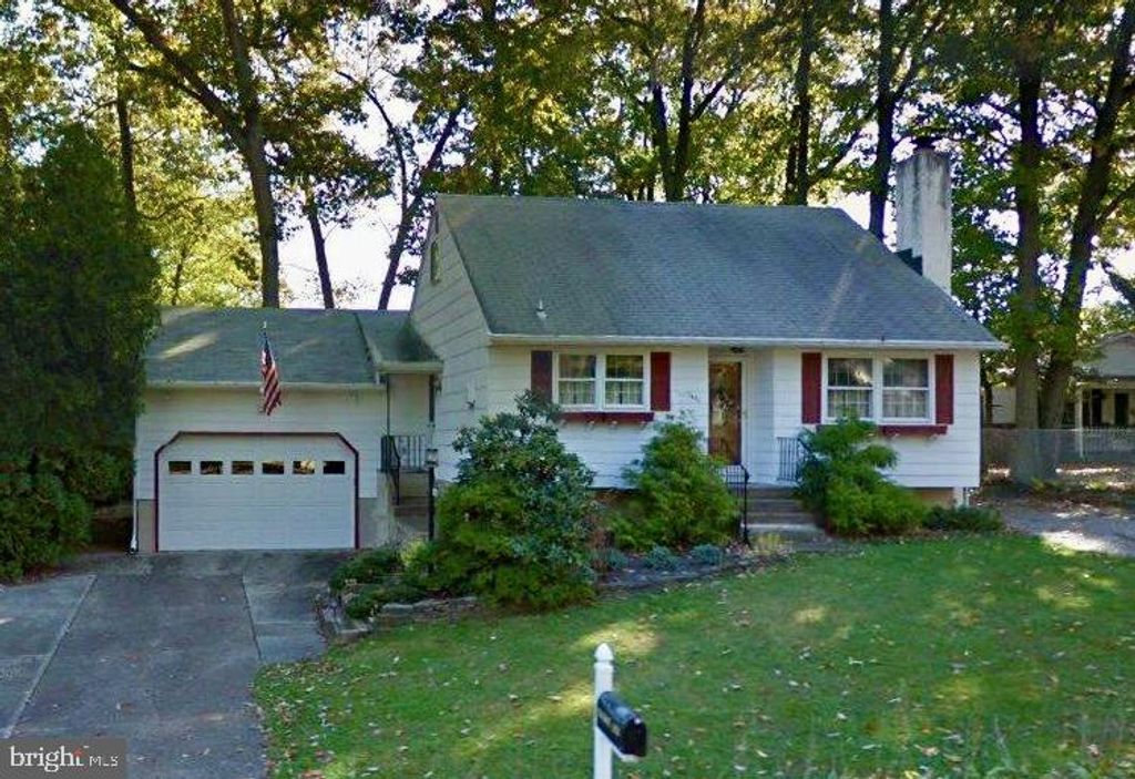 1651 CHARTER OAK AVE, Blackwood, NJ 08012