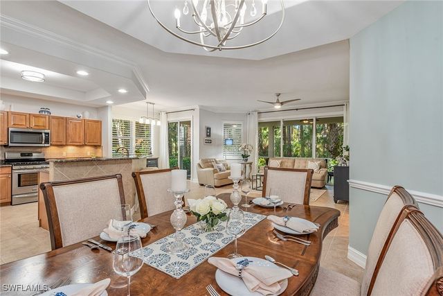 2012 Tarpon Bay DR N 101, Naples, FL 34119