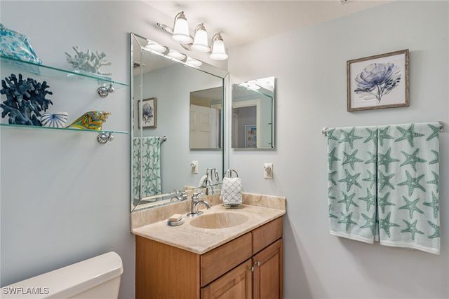 2012 Tarpon Bay DR N 101, Naples, FL 34119