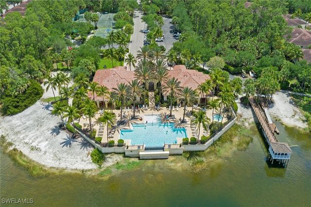 2012 Tarpon Bay DR N 101, Naples, FL 34119