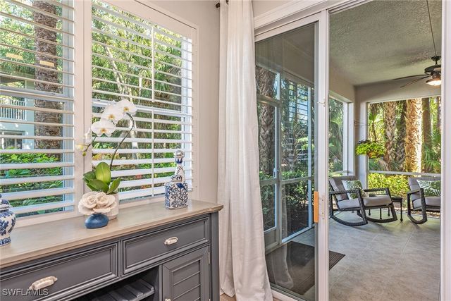 2012 Tarpon Bay DR N 101, Naples, FL 34119