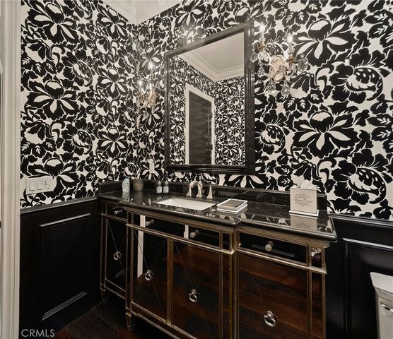 4816 Gloria Avenue, Encino, CA 91436