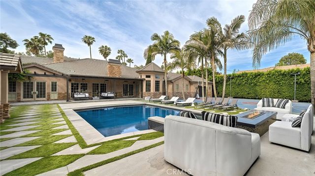 4816 Gloria Avenue, Encino, CA 91436