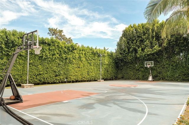 4816 Gloria Avenue, Encino, CA 91436