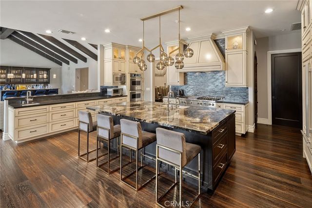 4816 Gloria Avenue, Encino, CA 91436