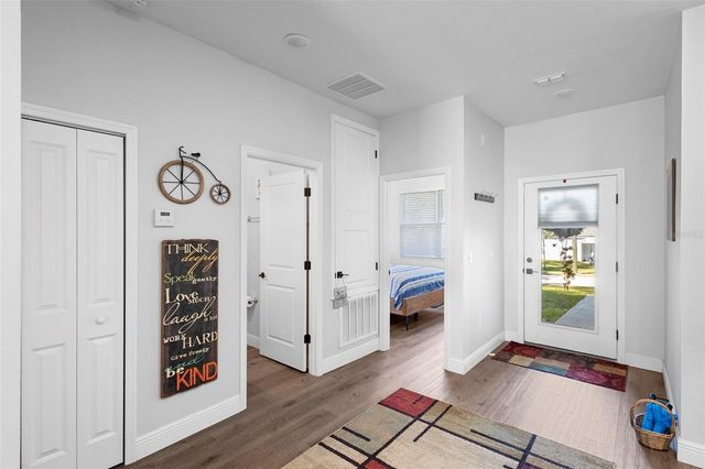 1630 W NEW YORK AVENUE, Orange City, FL 32763