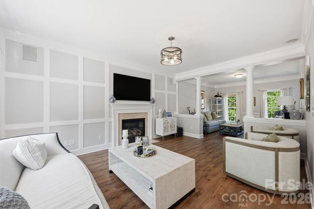 2530 Shady Reach Lane, Charlotte, NC 28214