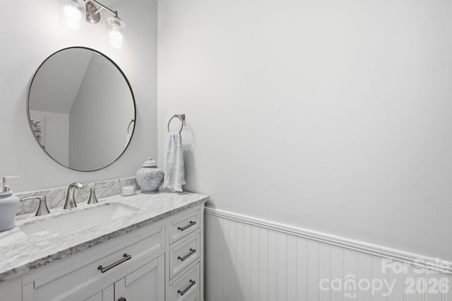 2530 Shady Reach Lane, Charlotte, NC 28214
