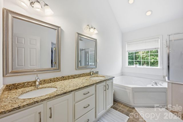 2530 Shady Reach Lane, Charlotte, NC 28214