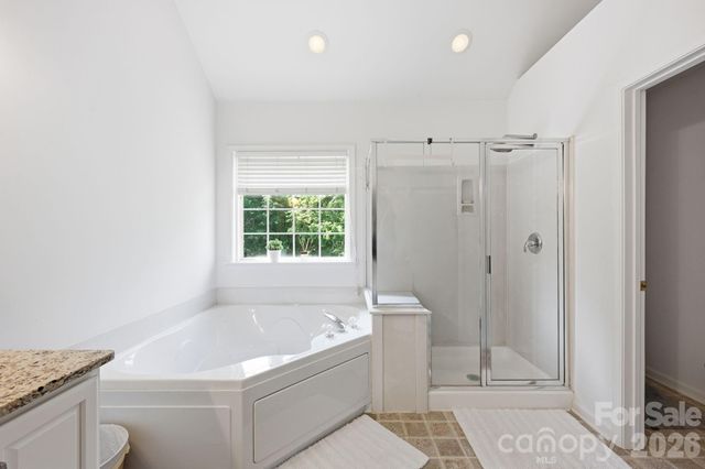 2530 Shady Reach Lane, Charlotte, NC 28214
