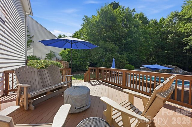 2530 Shady Reach Lane, Charlotte, NC 28214