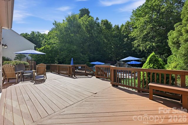 2530 Shady Reach Lane, Charlotte, NC 28214