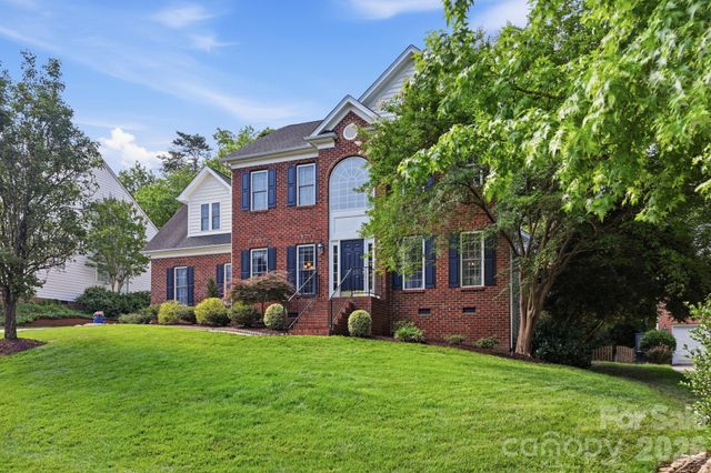 2530 Shady Reach Lane, Charlotte, NC 28214