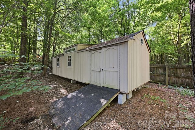 2530 Shady Reach Lane, Charlotte, NC 28214