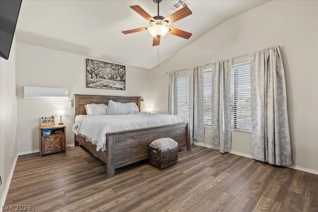 4512 Long Horse Court, Las Vegas, NV 89147