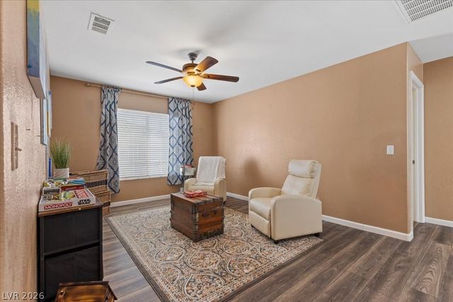 4512 Long Horse Court, Las Vegas, NV 89147