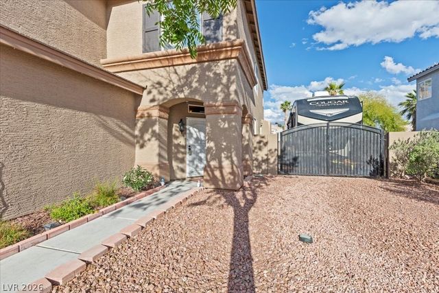4512 Long Horse Court, Las Vegas, NV 89147