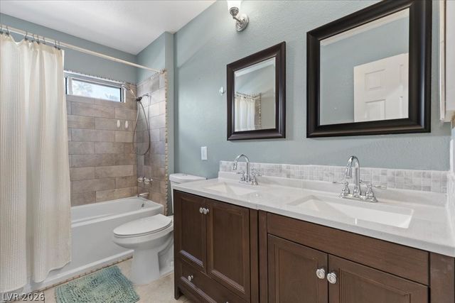 4512 Long Horse Court, Las Vegas, NV 89147