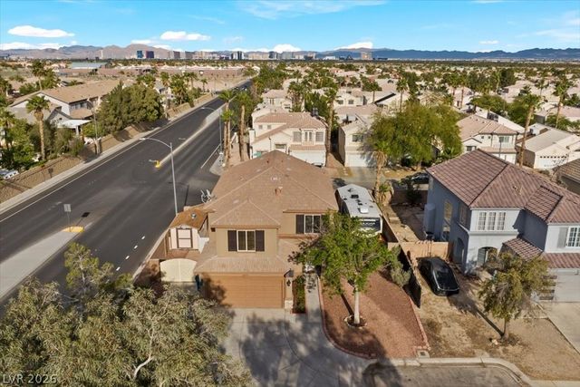 4512 Long Horse Court, Las Vegas, NV 89147