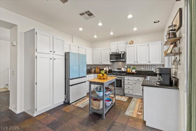 4512 Long Horse Court, Las Vegas, NV 89147