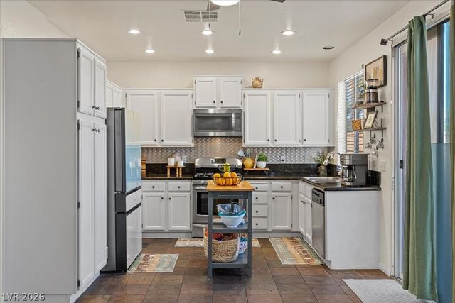 4512 Long Horse Court, Las Vegas, NV 89147