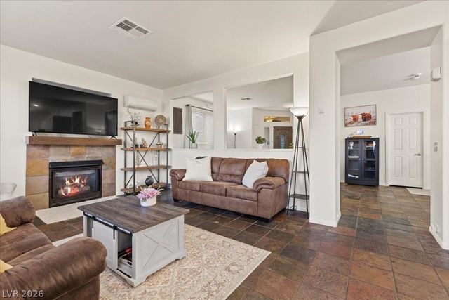 4512 Long Horse Court, Las Vegas, NV 89147