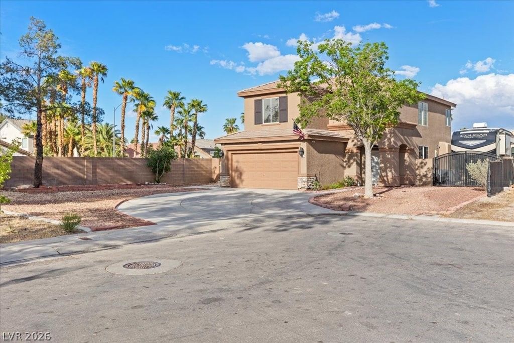 4512 Long Horse Court, Las Vegas, NV 89147