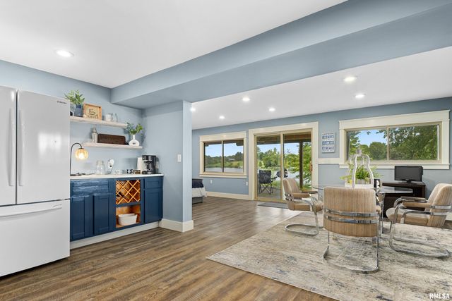 380 MCGREW Drive, Avon, IL 61415