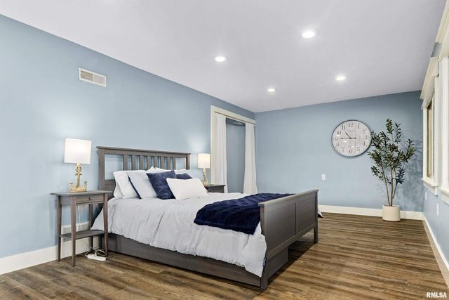 380 MCGREW Drive, Avon, IL 61415