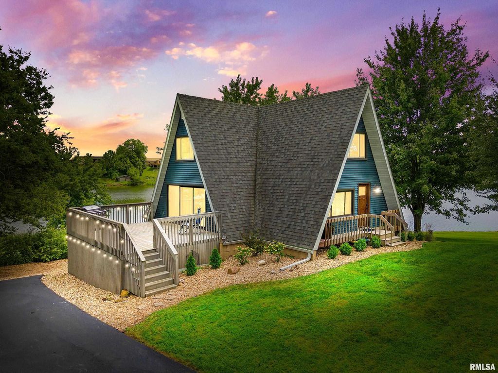 380 MCGREW Drive, Avon, IL 61415