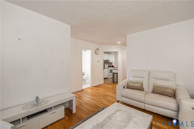 1989 Airy Cir Cir, Henrico, VA 23238