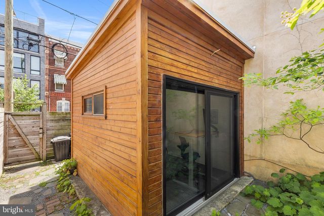 1610 WHARTON ST, Philadelphia, PA 19146