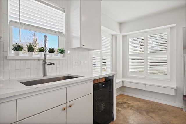 739 Pear ST, Lockhart, TX 78644