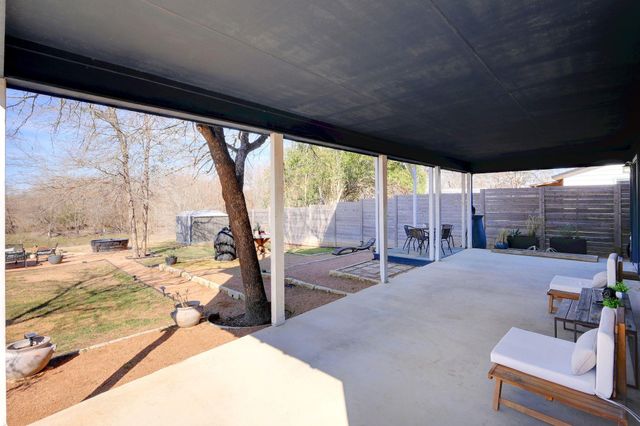 739 Pear ST, Lockhart, TX 78644