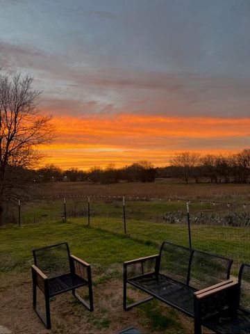 739 Pear ST, Lockhart, TX 78644