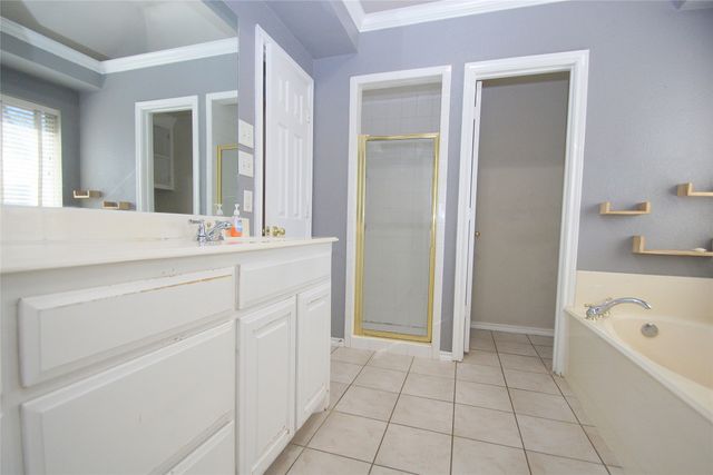 1804 Sand Stone Drive, Sanger, TX 76266