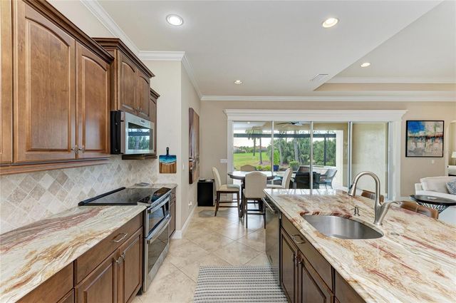 293 MARTELLAGO DRIVE, North Venice, FL 34275