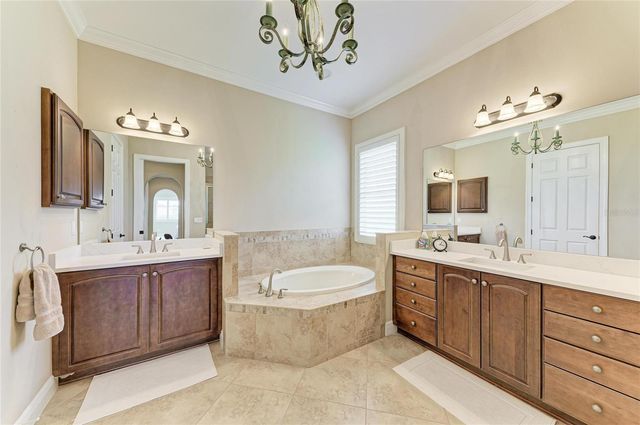 293 MARTELLAGO DRIVE, North Venice, FL 34275