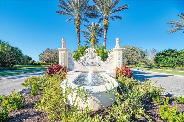 293 MARTELLAGO DRIVE, North Venice, FL 34275
