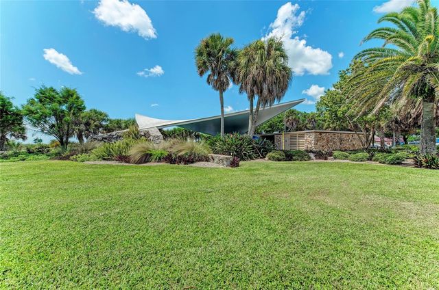 293 MARTELLAGO DRIVE, North Venice, FL 34275